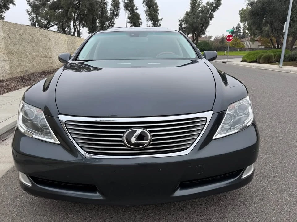 2008 Lexus LS 4th Gen - Image 3 of 15
