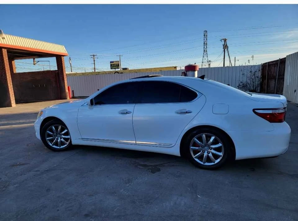 2008 Lexus LS 4th Gen - Image 5 of 11