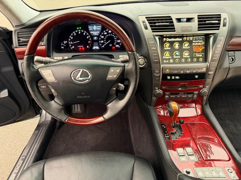 2008 Lexus LS 4th Gen - Image 13 of 15