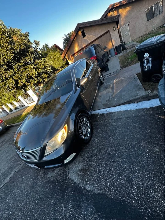 2008 Lexus LS 4th Gen - Image 2 of 9