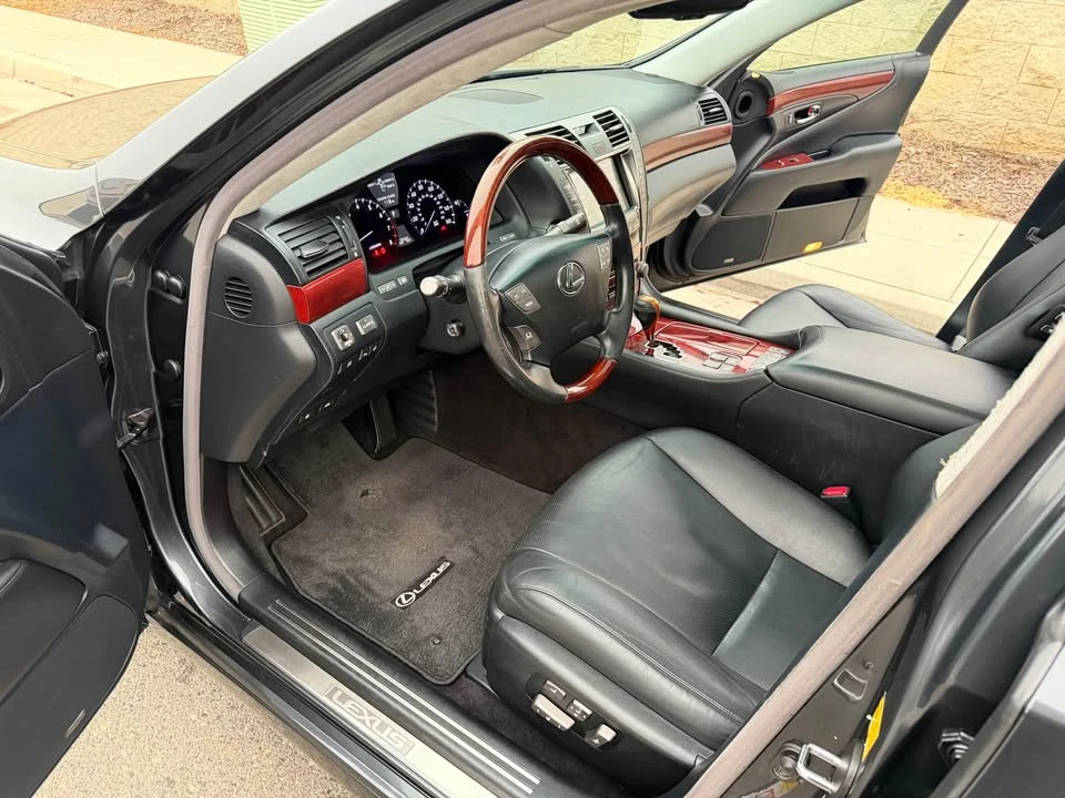 2008 Lexus LS 4th Gen - Image 8 of 15