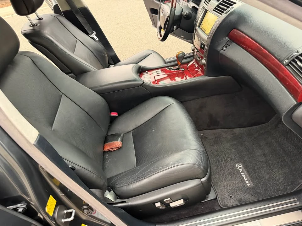 2008 Lexus LS 4th Gen - Image 14 of 15