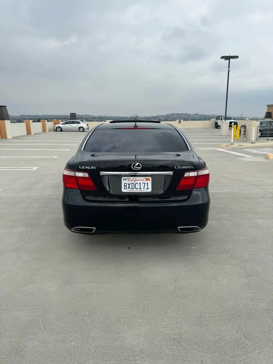 2008 Lexus LS 4th Gen - Image 4 of 12