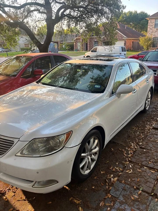 2008 Lexus LS 4th Gen - Image 2 of 11