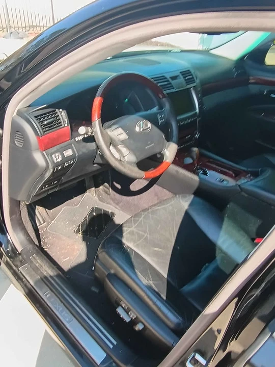 2008 Lexus LS 4th Gen - Image 3 of 3