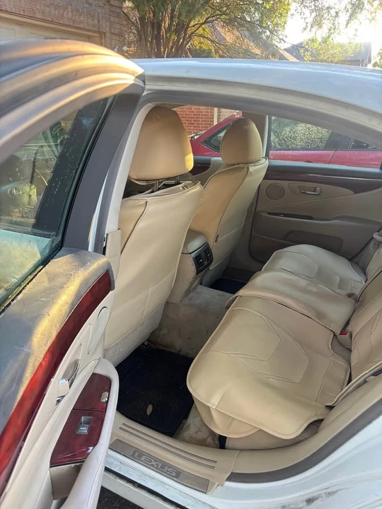 2008 Lexus LS 4th Gen - Image 9 of 11