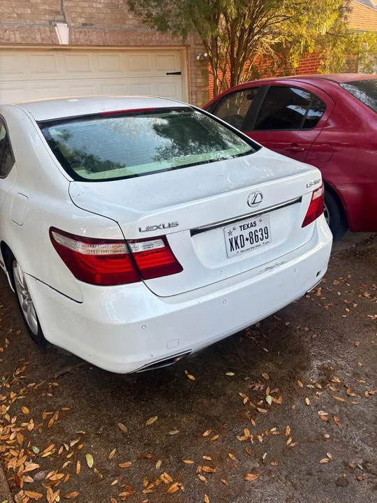 2008 Lexus LS 4th Gen - Image 4 of 11