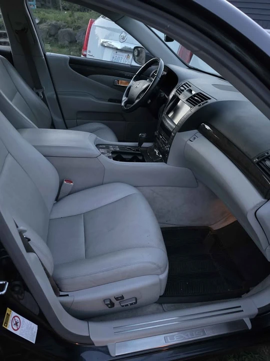 2008 Lexus LS 4th Gen - Image 14 of 20