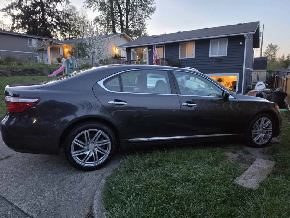 2008 Lexus LS 4th Gen - Image 15 of 20
