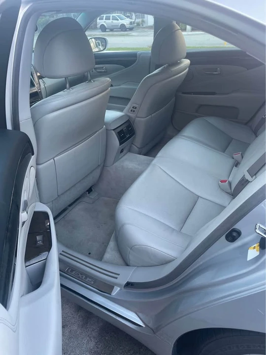2008 Lexus LS 4th Gen - Image 7 of 10