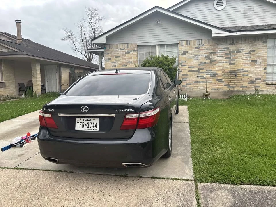 2008 Lexus LS 4th Gen - Image 2 of 5