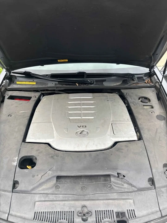 2008 Lexus LS 4th Gen - Image 4 of 5