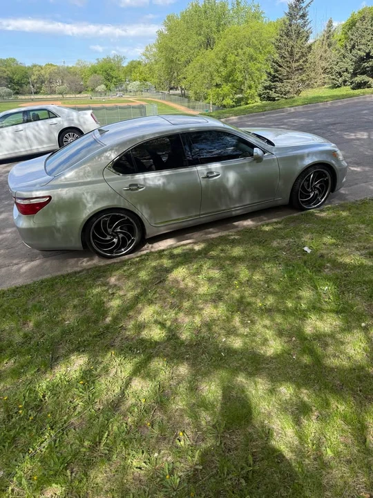 2008 Lexus LS 4th Gen - Image 6 of 6