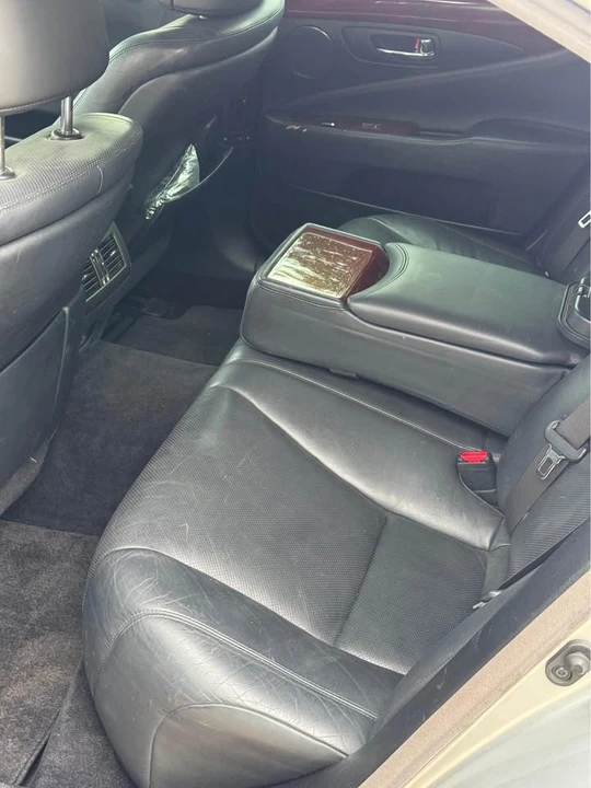 2008 Lexus LS 4th Gen - Image 7 of 8