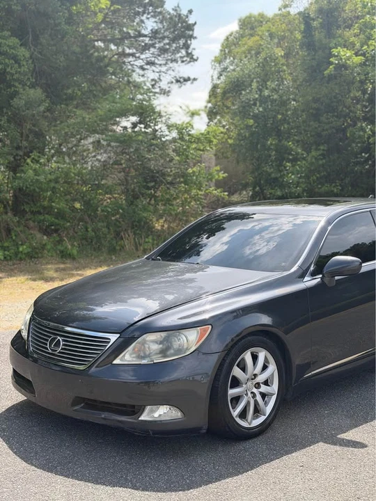 2008 Lexus LS 4th Gen - Image 5 of 12