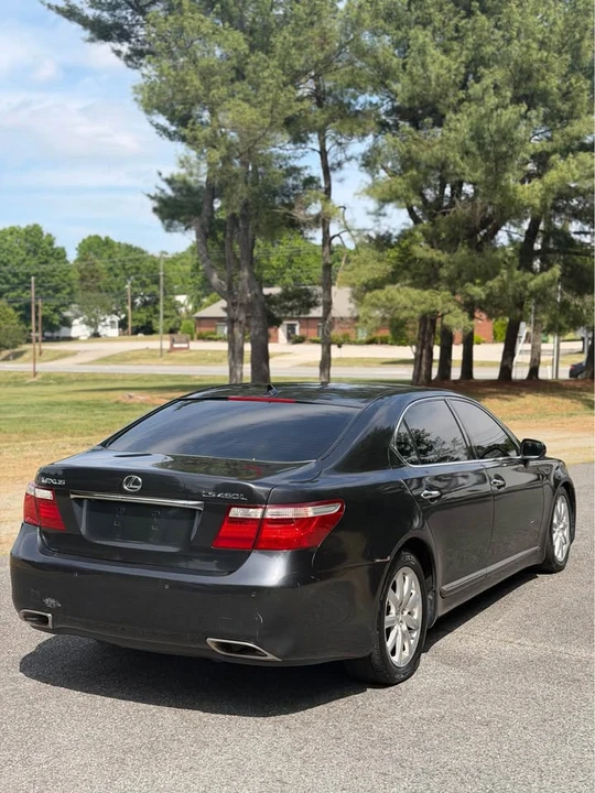 2008 Lexus LS 4th Gen - Image 8 of 12