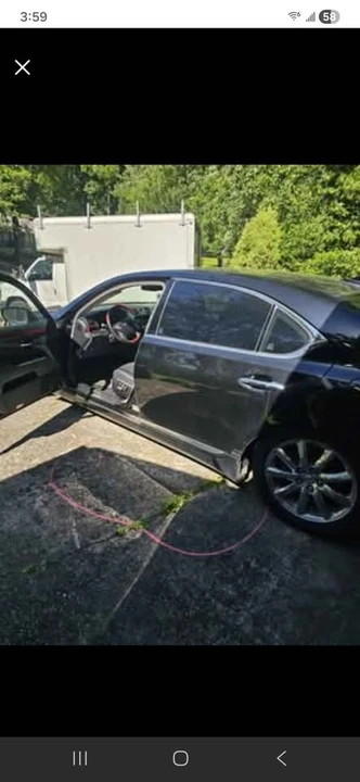 2008 Lexus LS 4th Gen - Image 8 of 15