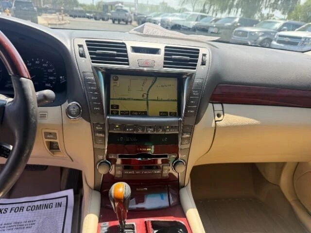 2008 Lexus LS 4th Gen - Image 15 of 19