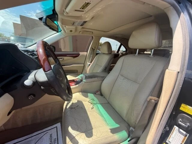 2008 Lexus LS 4th Gen - Image 17 of 19