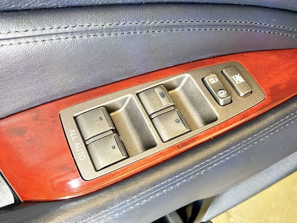 2008 Lexus LS 4th Gen - Image 17 of 20