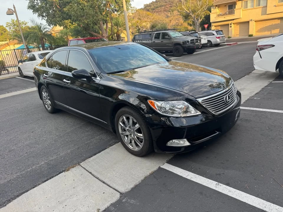 2008 Lexus LS 4th Gen - Image 3 of 8