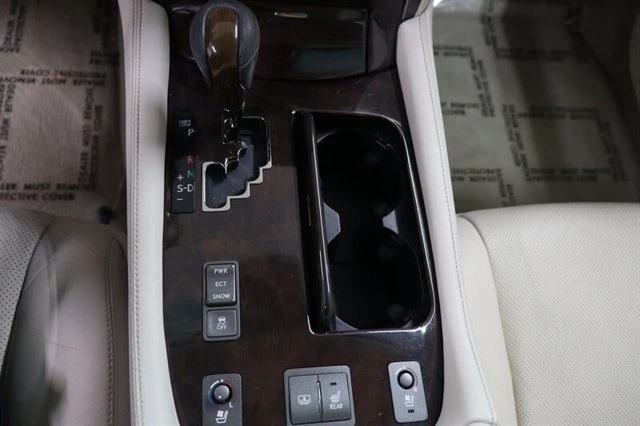 2008 Lexus LS 4th Gen - Image 15 of 20