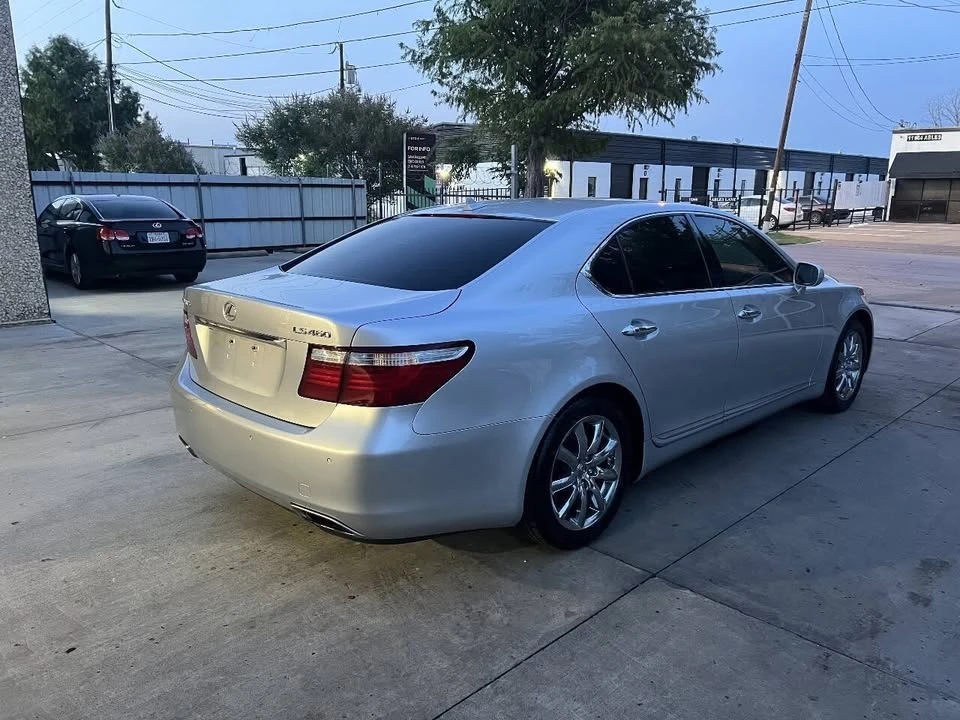 2008 Lexus LS 4th Gen - Image 5 of 16