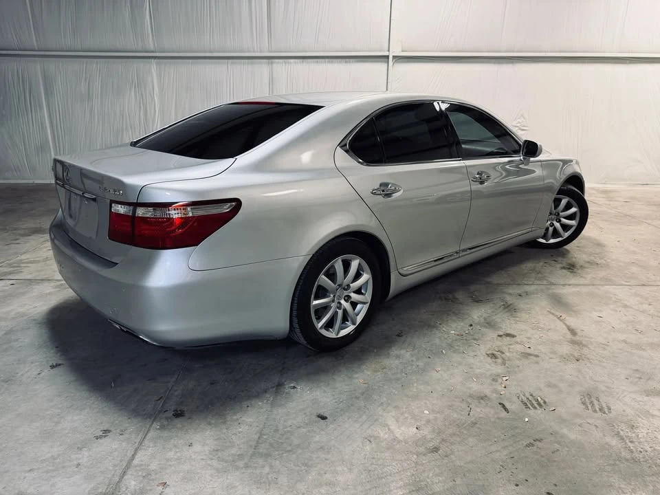 2008 Lexus LS 4th Gen - Image 5 of 18