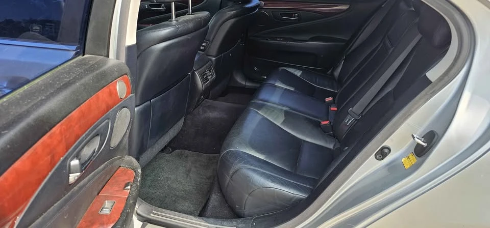 2008 Lexus LS 4th Gen - Image 19 of 19