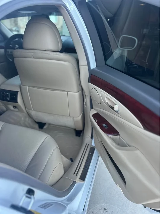 2008 Lexus LS 4th Gen - Image 12 of 14