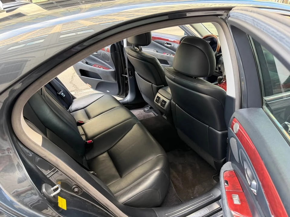 2008 Lexus LS 4th Gen - Image 12 of 18