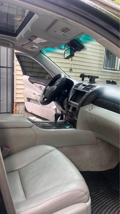 2008 Lexus LS 4th Gen - Image 18 of 18