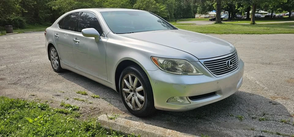 2008 Lexus LS 4th Gen - Image 2 of 19