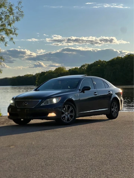 2008 Lexus LS 4th Gen - Image 7 of 18