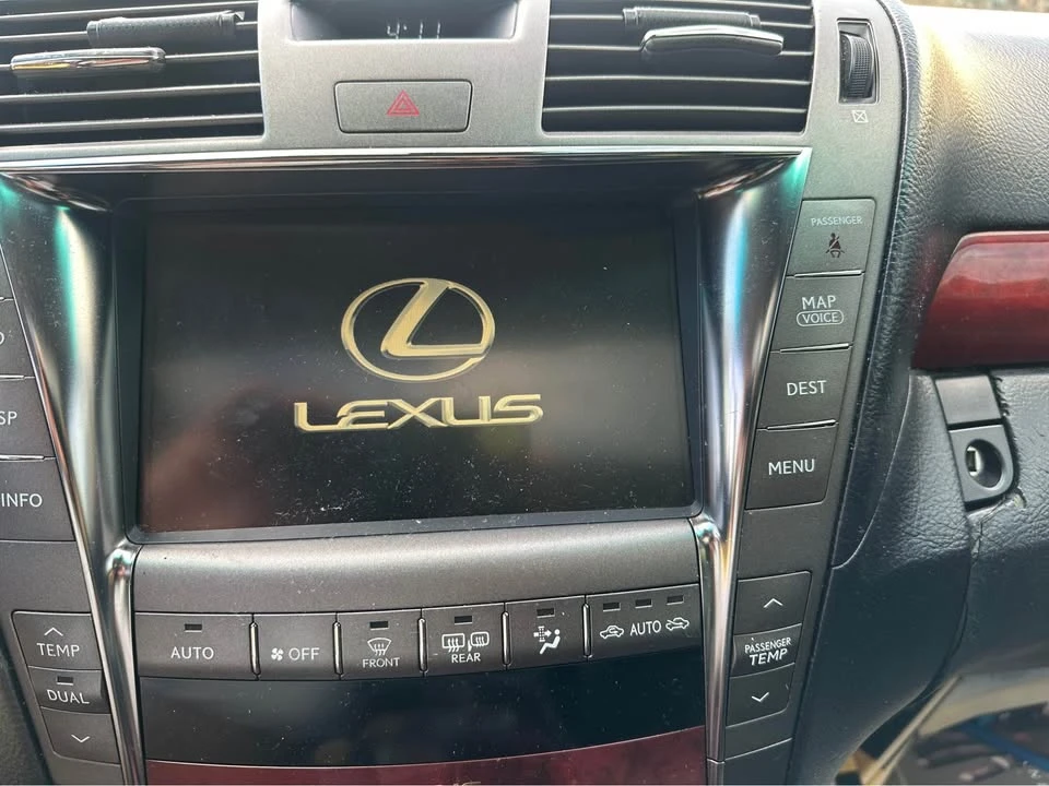 2008 Lexus LS 4th Gen - Image 9 of 9
