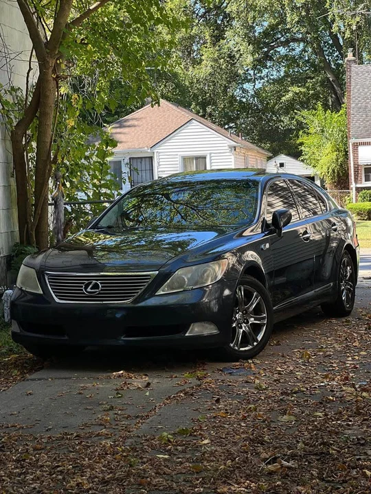 2008 Lexus LS 4th Gen - Image 14 of 19
