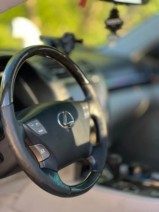 2008 Lexus LS 4th Gen - Image 6 of 19