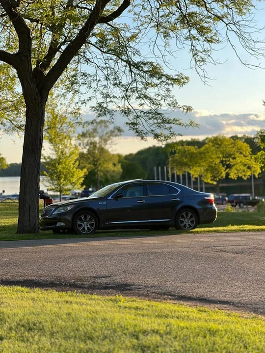2008 Lexus LS 4th Gen - Image 8 of 19