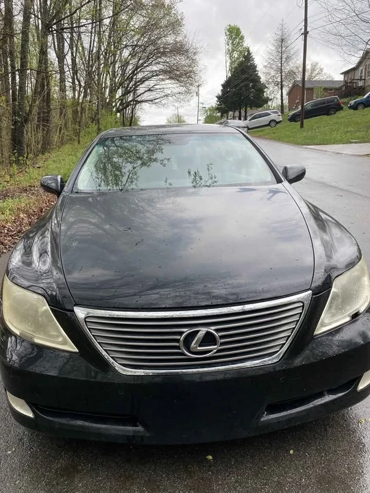 2008 Lexus LS 4th Gen - Image 3 of 3