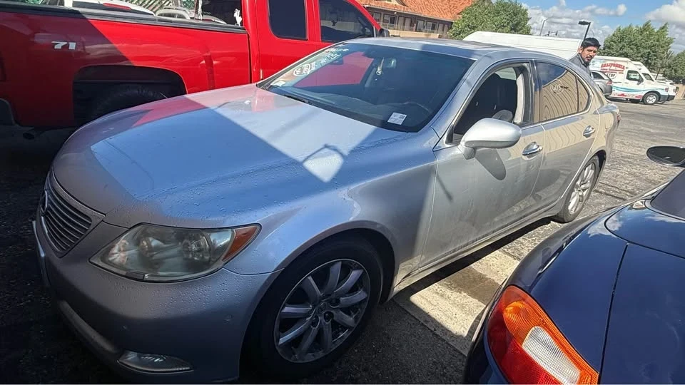 2008 Lexus LS 4th Gen - Image 4 of 11