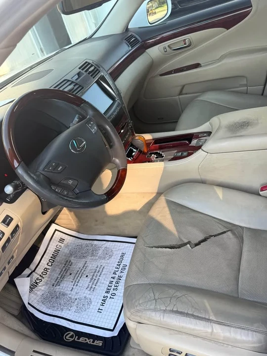 2008 Lexus LS 4th Gen - Image 10 of 13