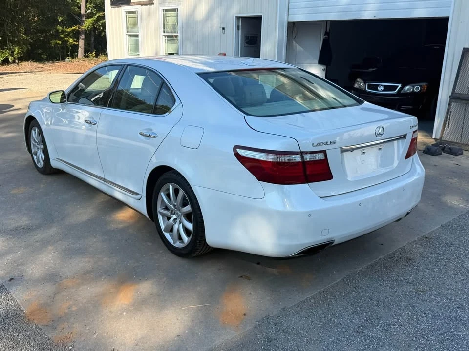 2008 Lexus LS 4th Gen - Image 6 of 13