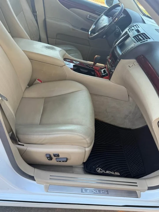 2008 Lexus LS 4th Gen - Image 8 of 13