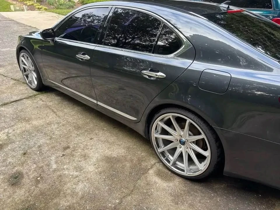 2008 Lexus LS 4th Gen - Image 4 of 8