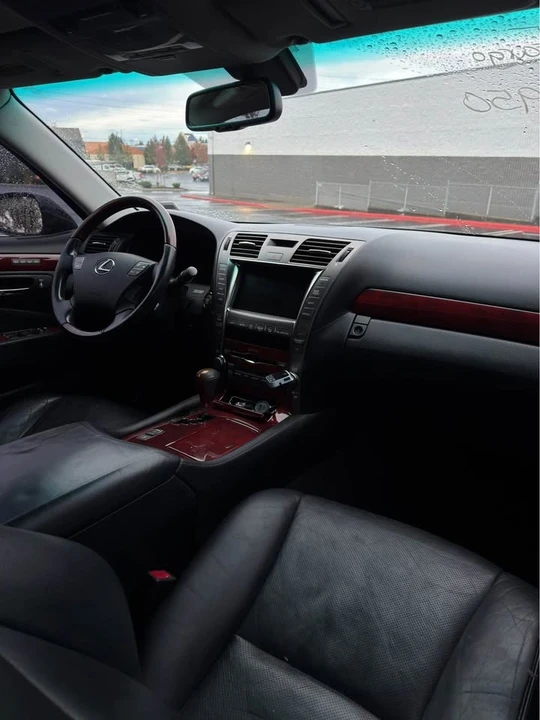 2008 Lexus LS 4th Gen - Image 6 of 7