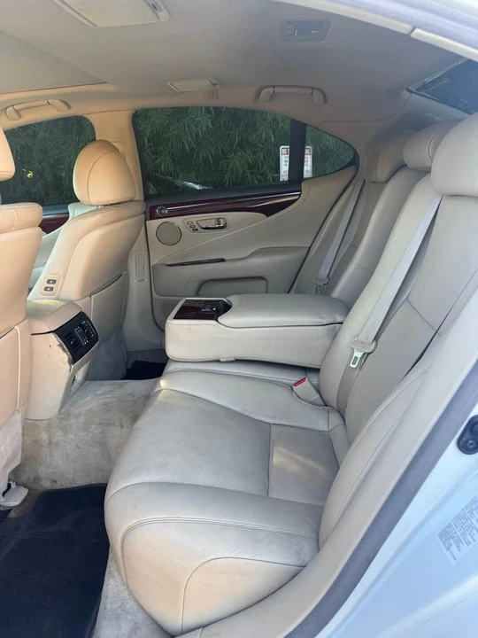 2008 Lexus LS 4th Gen - Image 8 of 13