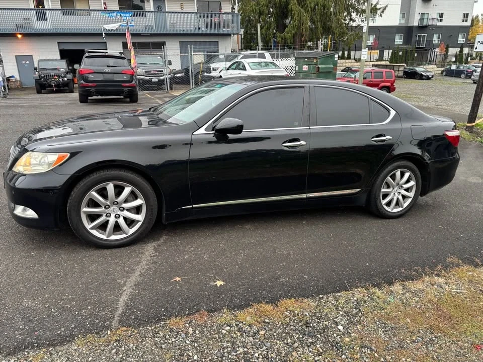 2008 Lexus LS 4th Gen - Image 7 of 20