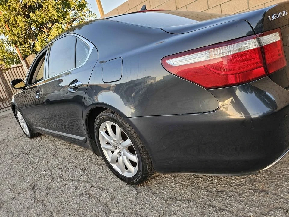 2008 Lexus LS 4th Gen - Image 10 of 14