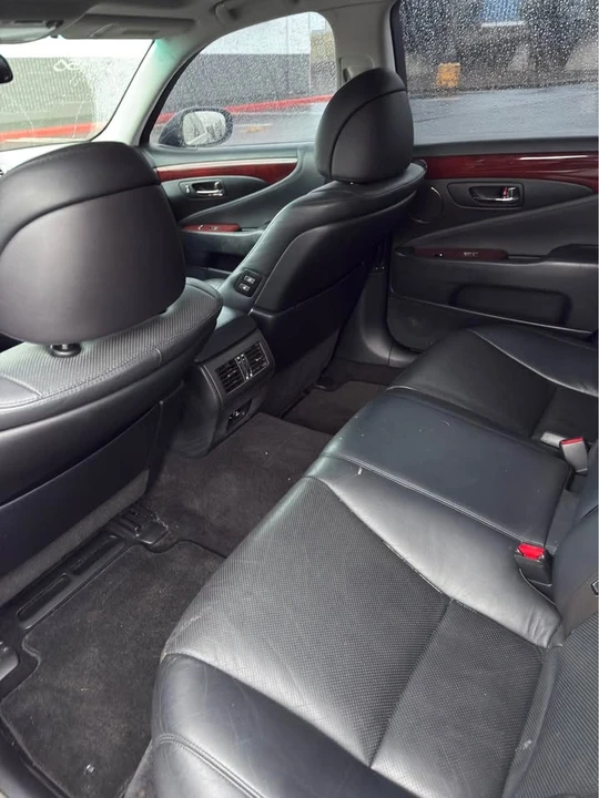2008 Lexus LS 4th Gen - Image 7 of 7