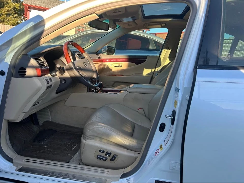 2008 Lexus LS 4th Gen - Image 2 of 11